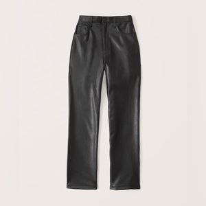 Abercrombie Curve Love Vegan Leather 90s Straight Pants, black, 23/000S